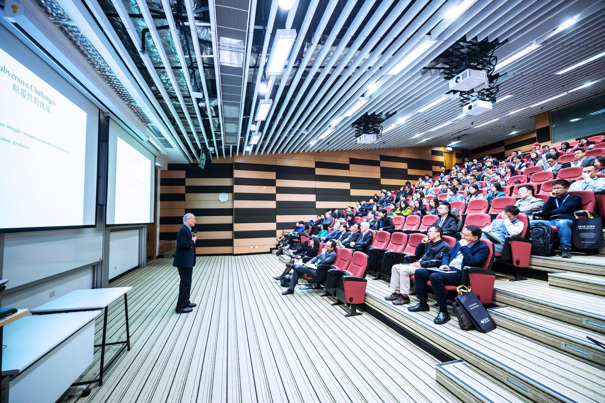 Public speaking for professional, as mandatory skill for success