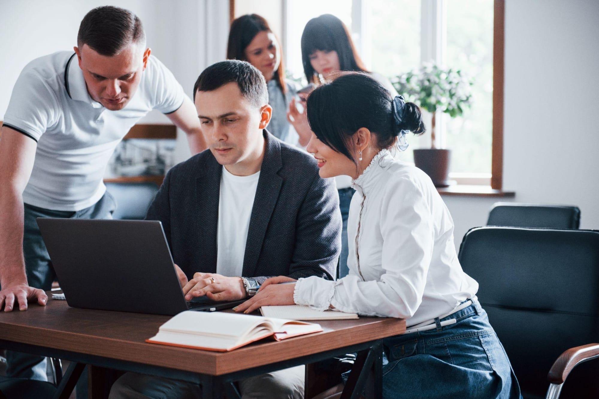 Meningkatkan Kinerja: Pentingnya Training Soft Skills